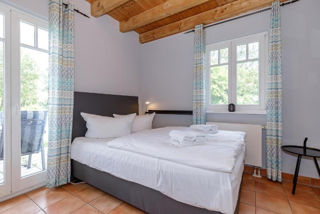 Ostseeferienpark Seepferdchen Direkt An Der Ostsee - Perfekt Fuer Familien Ostseebad Nienhagen Exterior foto